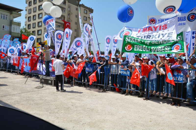 1 MAYIS’I HATAY’DA KUTLADIK görseli