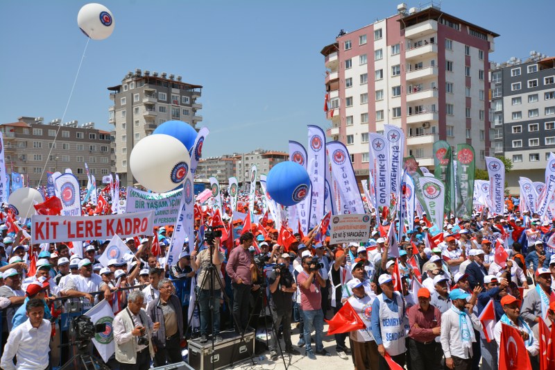 1 MAYIS’I HATAY’DA KUTLADIK görseli