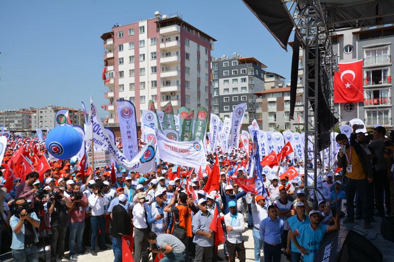 1 MAYIS’I HATAY’DA KUTLADIK görseli