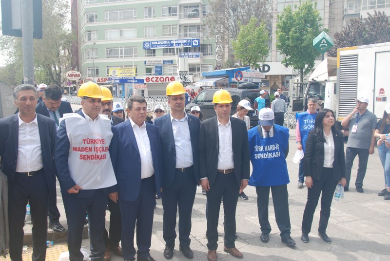 1 MAYIS ANKARA’DA COŞKUYLA KUTLANDI görseli