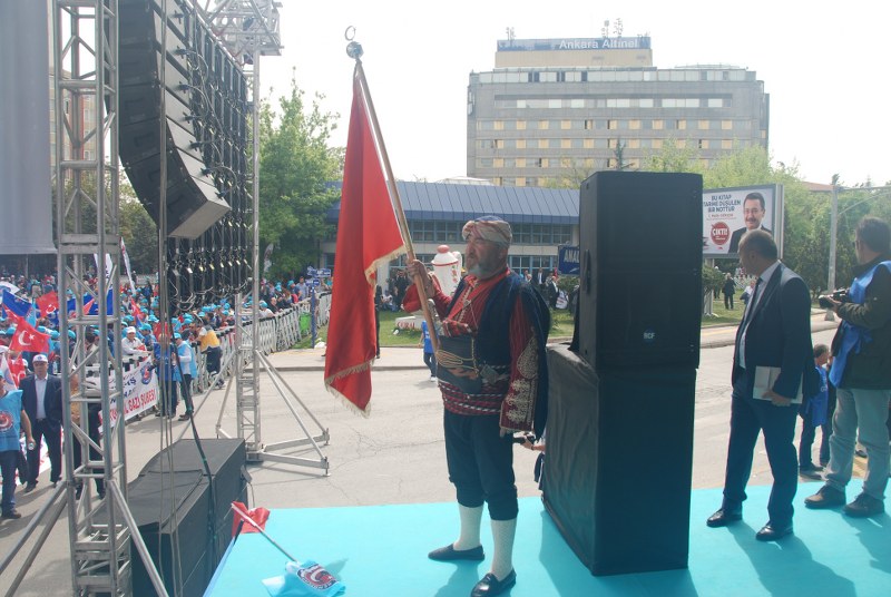 1 MAYIS ANKARA’DA COŞKUYLA KUTLANDI görseli