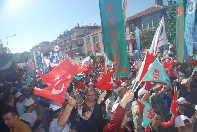 1 MAYIS ÇANAKKALE’DE COŞKUYLA KUTLANDI görseli