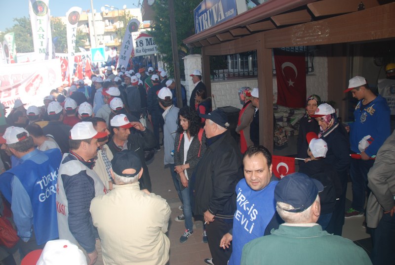 1 MAYIS ÇANAKKALE’DE COŞKUYLA KUTLANDI görseli