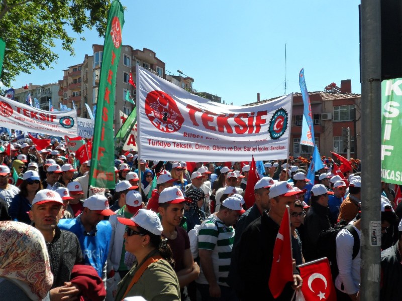 1 MAYIS ÇANAKKALE’DE COŞKUYLA KUTLANDI görseli