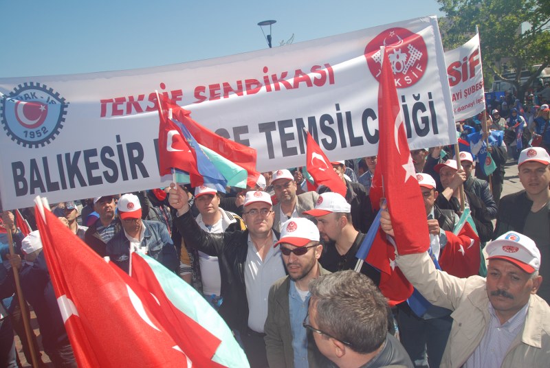 1 MAYIS ÇANAKKALE’DE COŞKUYLA KUTLANDI görseli