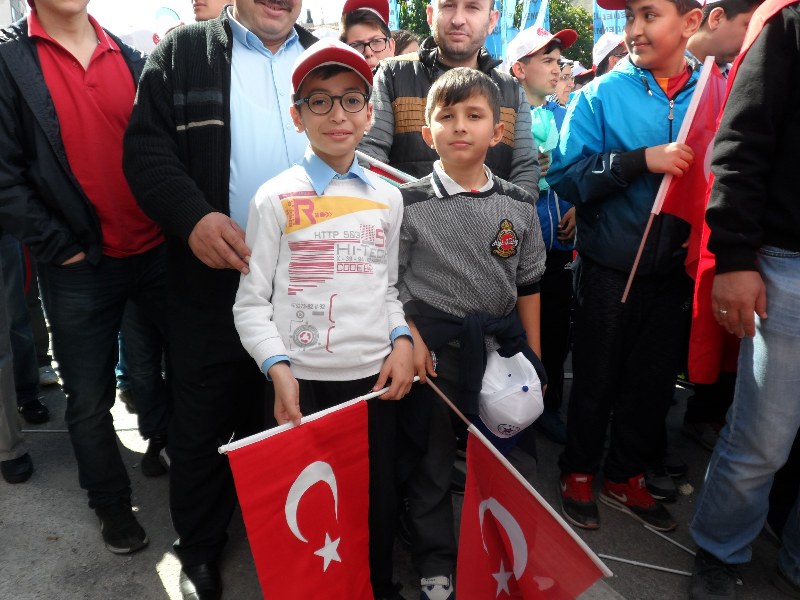 1 MAYIS ÇANAKKALE’DE COŞKUYLA KUTLANDI görseli