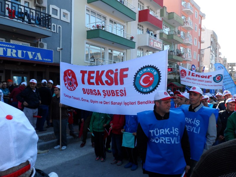 1 MAYIS ÇANAKKALE’DE COŞKUYLA KUTLANDI görseli