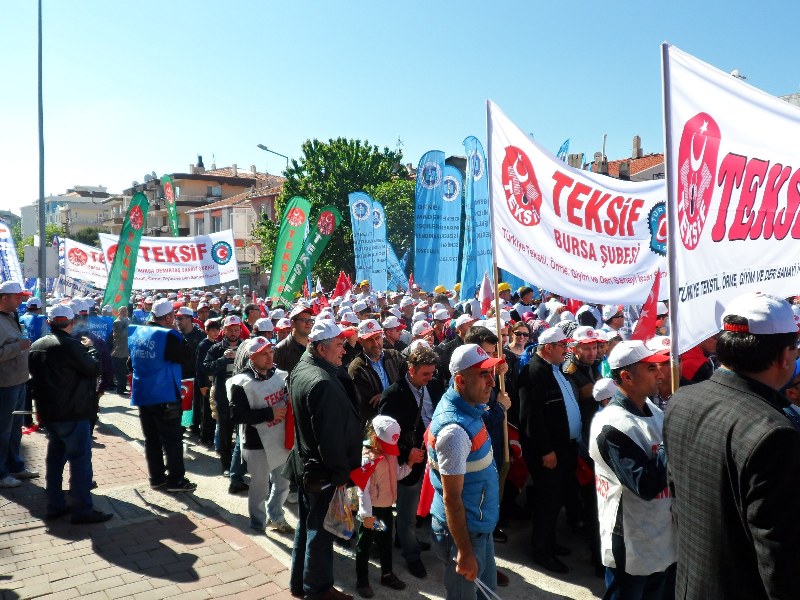 1 MAYIS ÇANAKKALE’DE COŞKUYLA KUTLANDI görseli