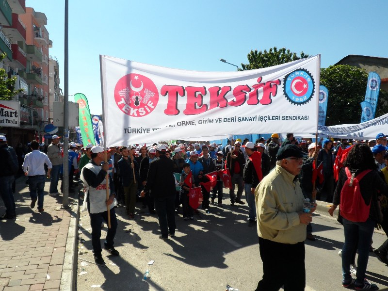 1 MAYIS ÇANAKKALE’DE COŞKUYLA KUTLANDI görseli