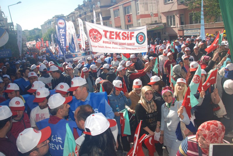 1 MAYIS ÇANAKKALE’DE COŞKUYLA KUTLANDI görseli