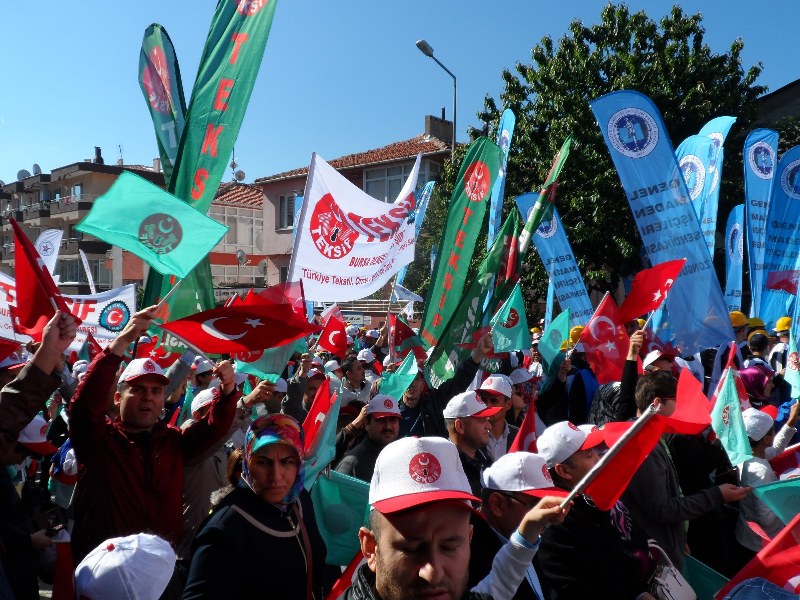 1 MAYIS ÇANAKKALE’DE COŞKUYLA KUTLANDI görseli