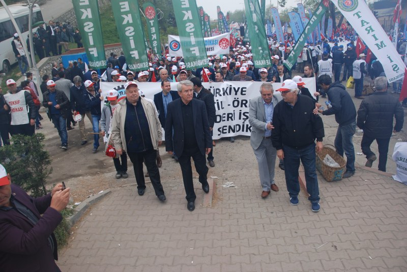 1 MAYIS COŞKUYLA KUTLANDI görseli