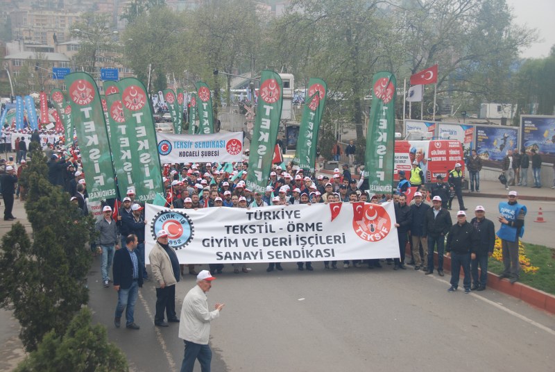 1 MAYIS COŞKUYLA KUTLANDI görseli