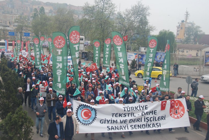 1 MAYIS COŞKUYLA KUTLANDI görseli