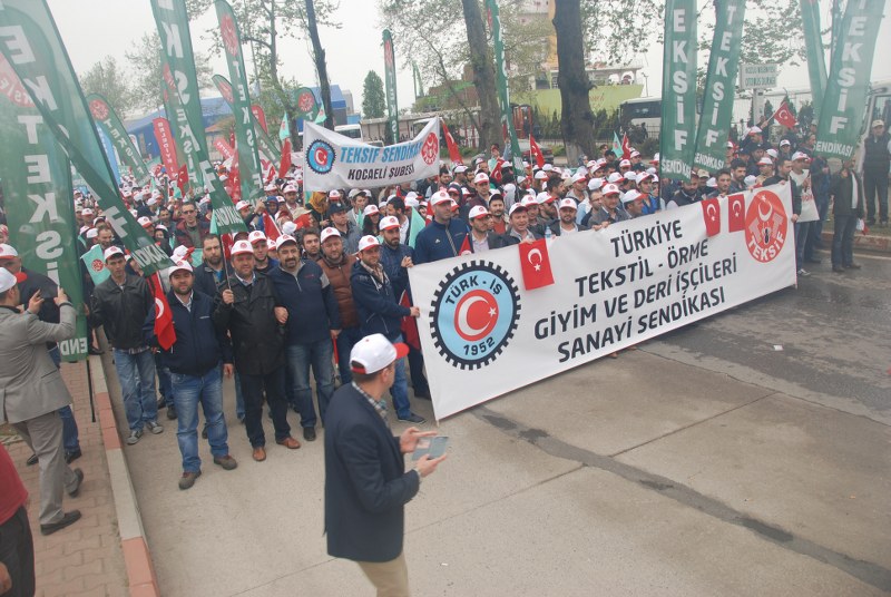 1 MAYIS COŞKUYLA KUTLANDI görseli
