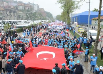 1 MAYIS COŞKUYLA KUTLANDI