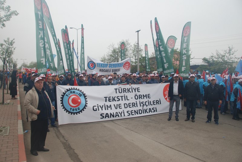 1 MAYIS COŞKUYLA KUTLANDI görseli