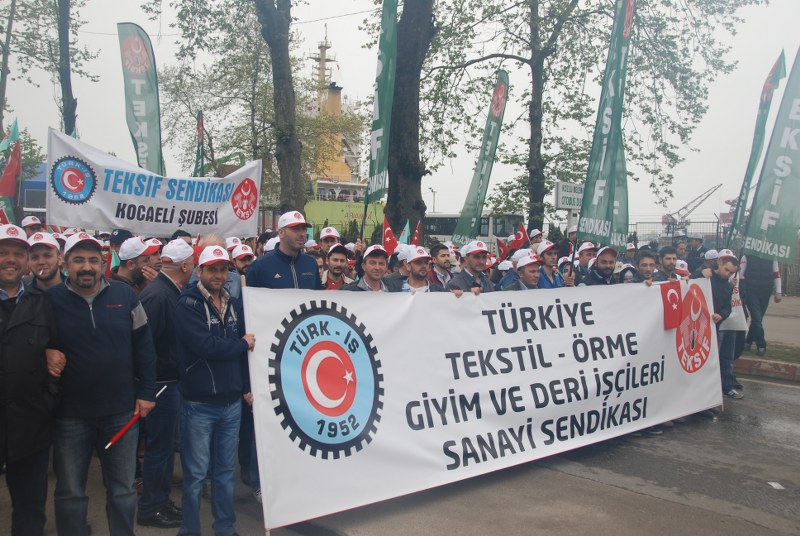 1 MAYIS COŞKUYLA KUTLANDI görseli