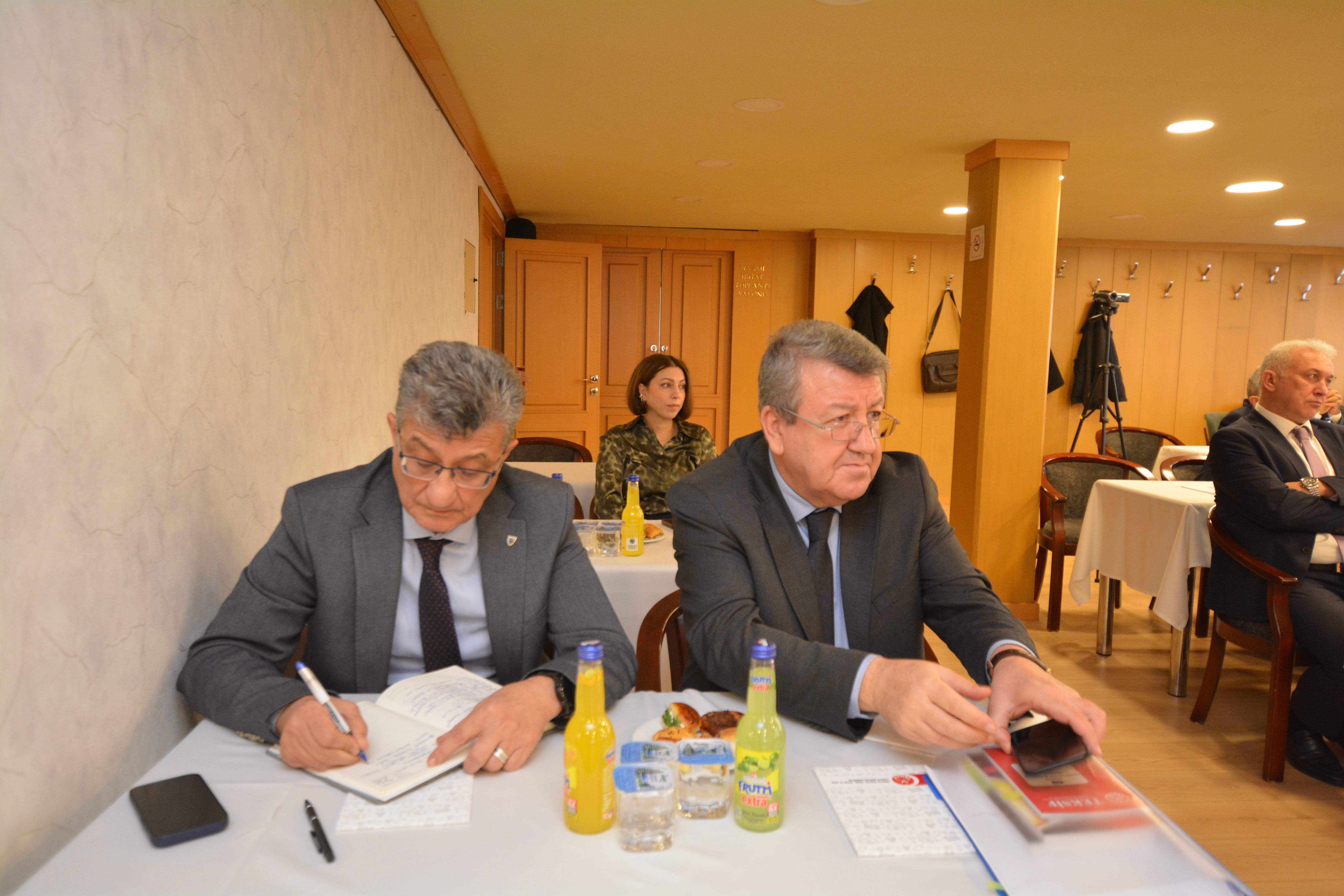 İkiz Dönüşüm, Dijital Dönüşüm, Yeşil Dönüşüm ve Tekstil Sektörü Eğitim Semineri Gerçekleşti görseli